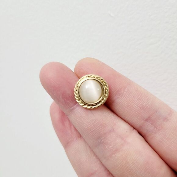 Brand New Saint Helens Gold With Cat Eye Stone Earrings - Picture 2 of 6